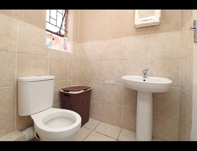 2 BEDROOM APARTMENT FOR SALE IN WELTEVREDEN PARK